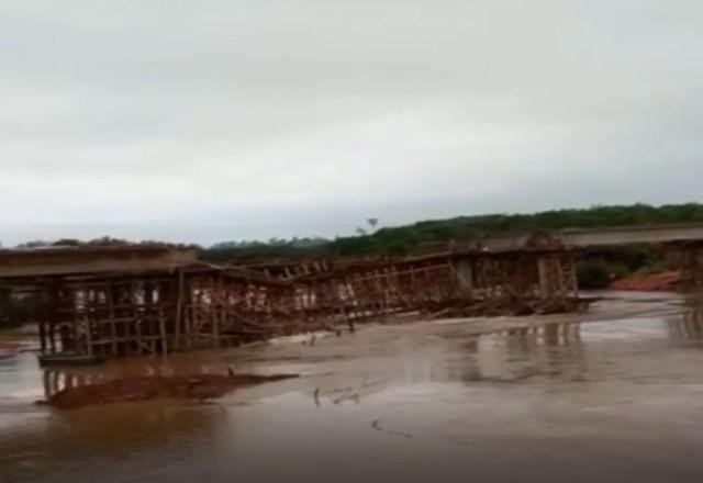 Trecho da rodovia Transamazônica é interditado após ponte desabar