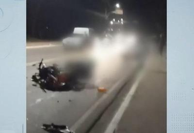 Três pessoas em moto morrem em colisão com ônibus em SP