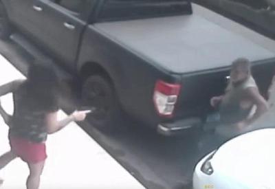 Delegada atira em ladrão que tentou roubar caminhonete da agente