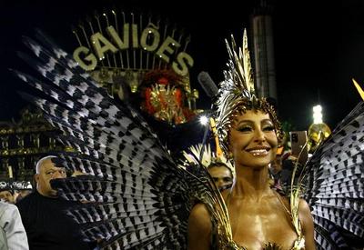 Desfiles do carnaval de SP começam nesta 6ª; confira os horários