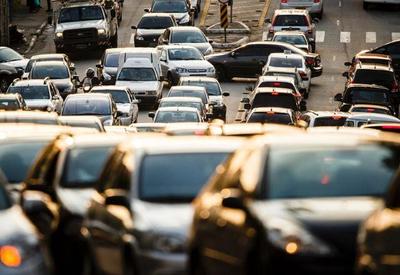 SP: mais de 6,3 milhões de veículos devem deixar a capital no Ano Novo