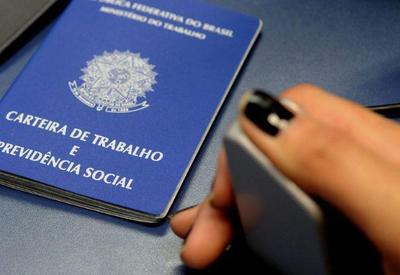IBGE: número de brasileiros desempregados recua e chega a 8,9%