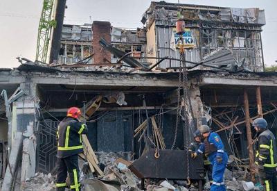 Míssil russo atinge restaurante na Ucrânia e mata pelo menos 11 pessoas