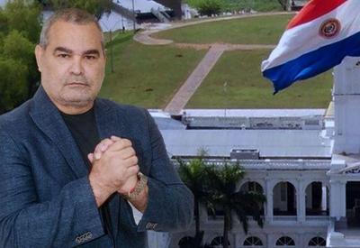 Ex-goleiro artilheiro, Chilavert será candidato a presidente do Paraguai