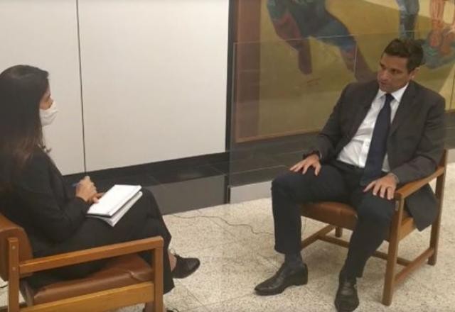 "Não era uma crítica", diz presidente do BC após reação exaltada de Paulo Guedes