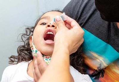 Brasil conseguiu reduzir número de crianças sem vacina de pólio, afirma UNICEF
