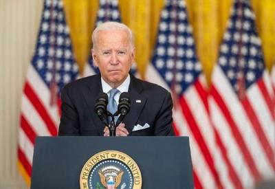 Biden pressiona republicanos e afirma que apoio à Ucrânia não pode ser interrompido