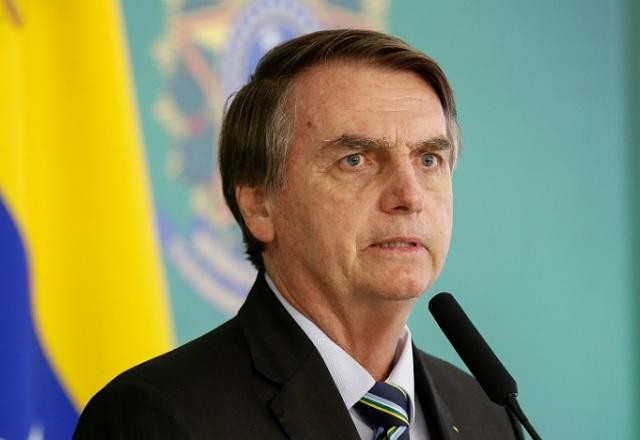 TSE apresenta notícia-crime contra Bolsonaro por divulgar dados sigilosos