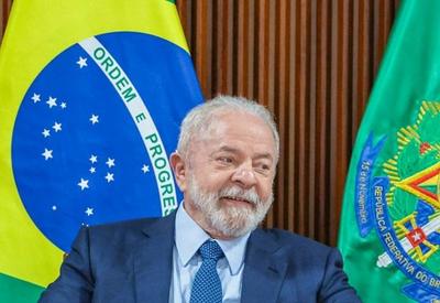 Lula sai pela primeira vez do Alvorada após cirurgia