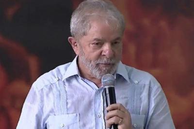 PT lança pré-candidatura oficial de Lula à presidência 