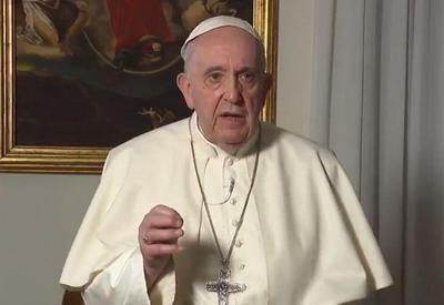 Papa Francisco diz que não irá renunciar e quer ser enterrado em igreja de Roma