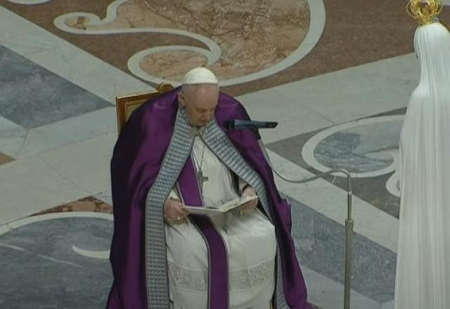 Papa Francisco convoca fiéis para rezar pelo fim da guerra na Ucrânia
