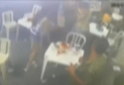 Cliente atira contra garçom por conta de cebola na pizza
