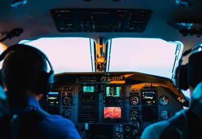75,9% dos pilotos afirmam ter caído no sono durante voo, diz pesquisa