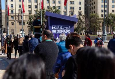 Rejeição à nova Constituição do Chile liga alerta nas esquerdas latinas
