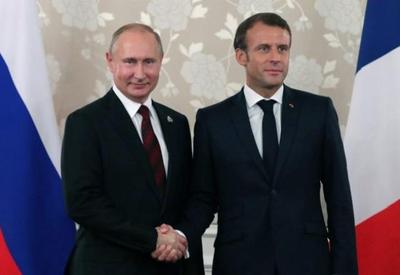 Macron diz que Putin aceitou mandar inspetores da AIEA para usina nuclear