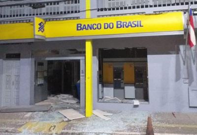 Quadrilha explode agências bancárias no interior da Bahia