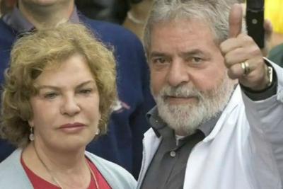 Quadro de saúde da ex-primeira-dama Marisa Letícia é estável, diz boletim médico