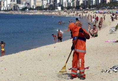 Prefeitura do Rio recolhe 610 toneladas de lixo em praias após fim de semana