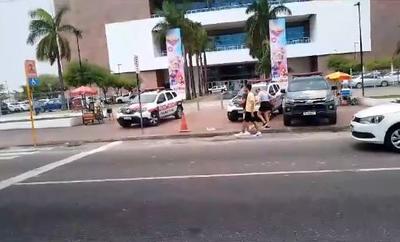 Homem armado invade shopping em João Pessoa e mata gerente de restaurante