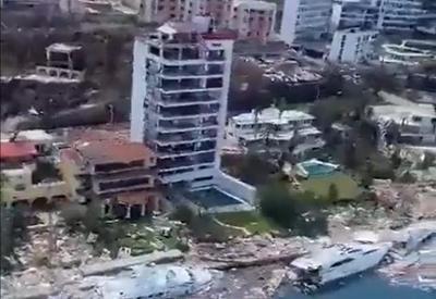 Hotel de Acapulco famoso pela série "Chaves" é atingido por furacão Otis