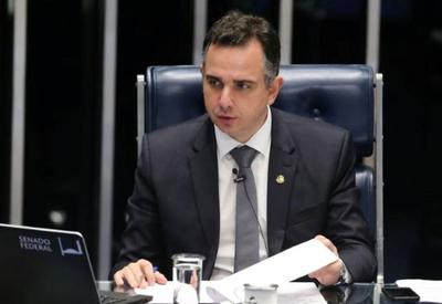 Pacheco nega pedido de Lira sobre MPs e oficializa volta das Comissões