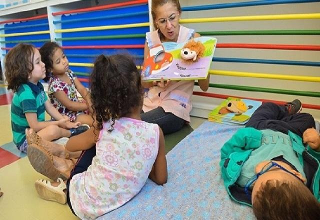 Prefeitura de SP cancela contrato de limpeza em metade das escolas infantis