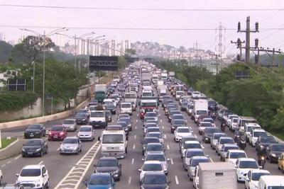 SP: Interdição na Marginal Pinheiros aumenta congestionamentos em 20 por cento