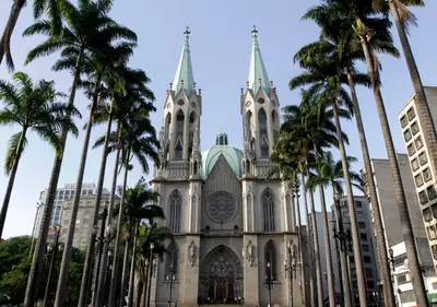 Por que a rua Direita fica à esquerda da Catedral da Sé? Saiba curiosidades de São Paulo