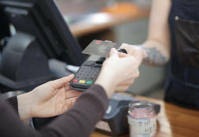Febraban defende parcelado sem juros no cartão de crédito
