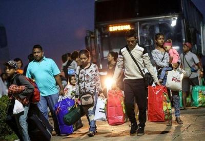 Novo grupo de refugiados da Ucrânia chega ao Brasil