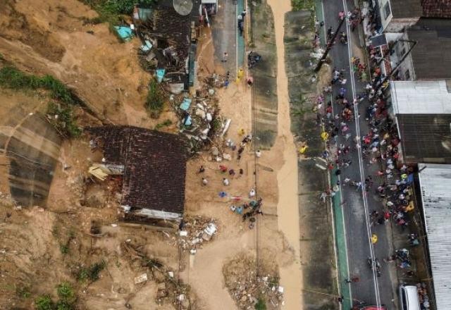 Sobe para 91 número de mortos por causa das chuvas em Pernambuco