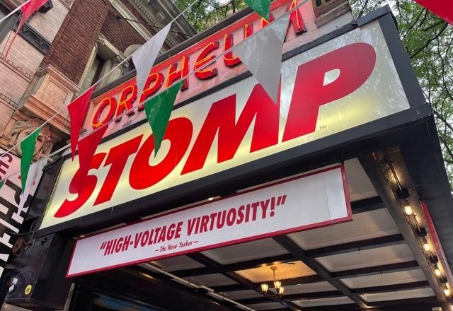 "Stomp" volta aos palcos de Nova York depois de pausa pela pandemia