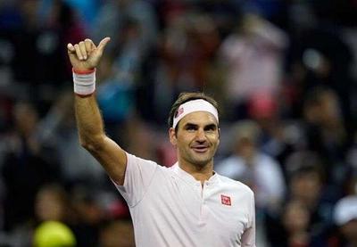 Tenista Roger Federer doa quantia milionária para ajudar famílias na Suiça