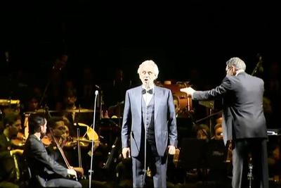 Tenor Andrea Bocelli faz turnê no Brasil
