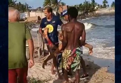 Surfista é atacado por tubarão em praia de Olinda (PE)