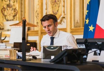 Após semanas de silêncio, pronunciamento de Macron é esperado nesta 4ª