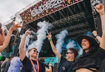 Lollapalooza 2024 anuncia programação com Blink-182, Paramore, SZA, Arcade Fire e Titãs
