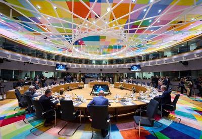 União Europeia aceita candidaturas da Ucrânia e Moldávia ao bloco