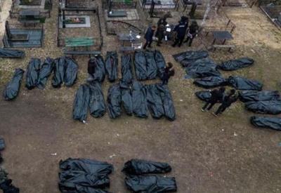 Soldados encontram centenas de corpos em Kharkiv após retirada russa