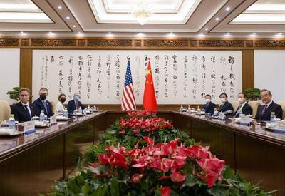 "Devemos optar entre cooperação ou conflito", diz China aos EUA