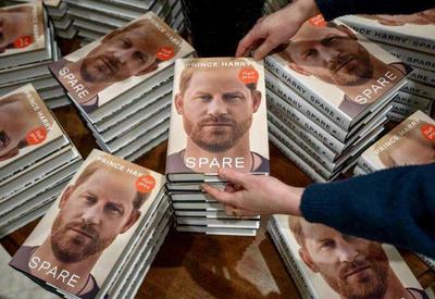 Livro do príncipe Harry quebra recorde de vendas no Reino Unido