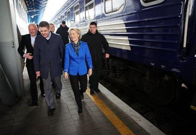 Presidente da Comissão Europeia chega à Kiev mesmo com ameaça russa