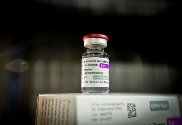 Saúde diz ter distribuído vacinas dentro do prazo e atribui falha a estados