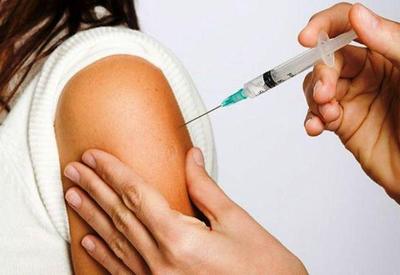 Vítimas de violência sexual terão prioridade na vacinação contra HPV, diz Saúde