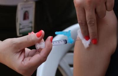 Novo plano de vacinação contra Covid-19 começa a valer no Brasil