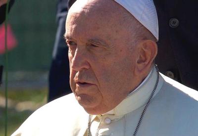"Pecado e injusto", diz papa sobre criminalização da homossexualidade