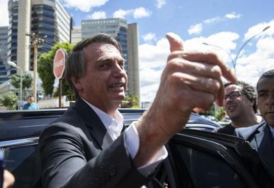 Assessor diz que Bolsonaro ficou 14 meses sem saber das joias