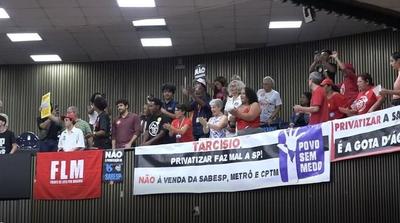 Vereadores aprovam privatização da Sabesp em 1ª votação na Câmara de SP