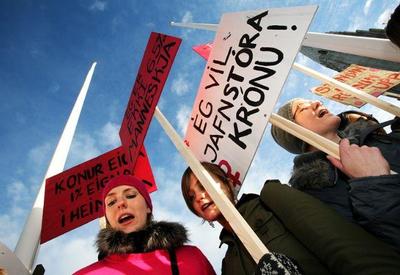 Mulheres prometem greve geral na Islândia para acabar com disparidade salarial